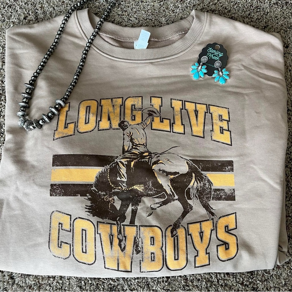 Long Live Cowboys Graphic Sweatshirt